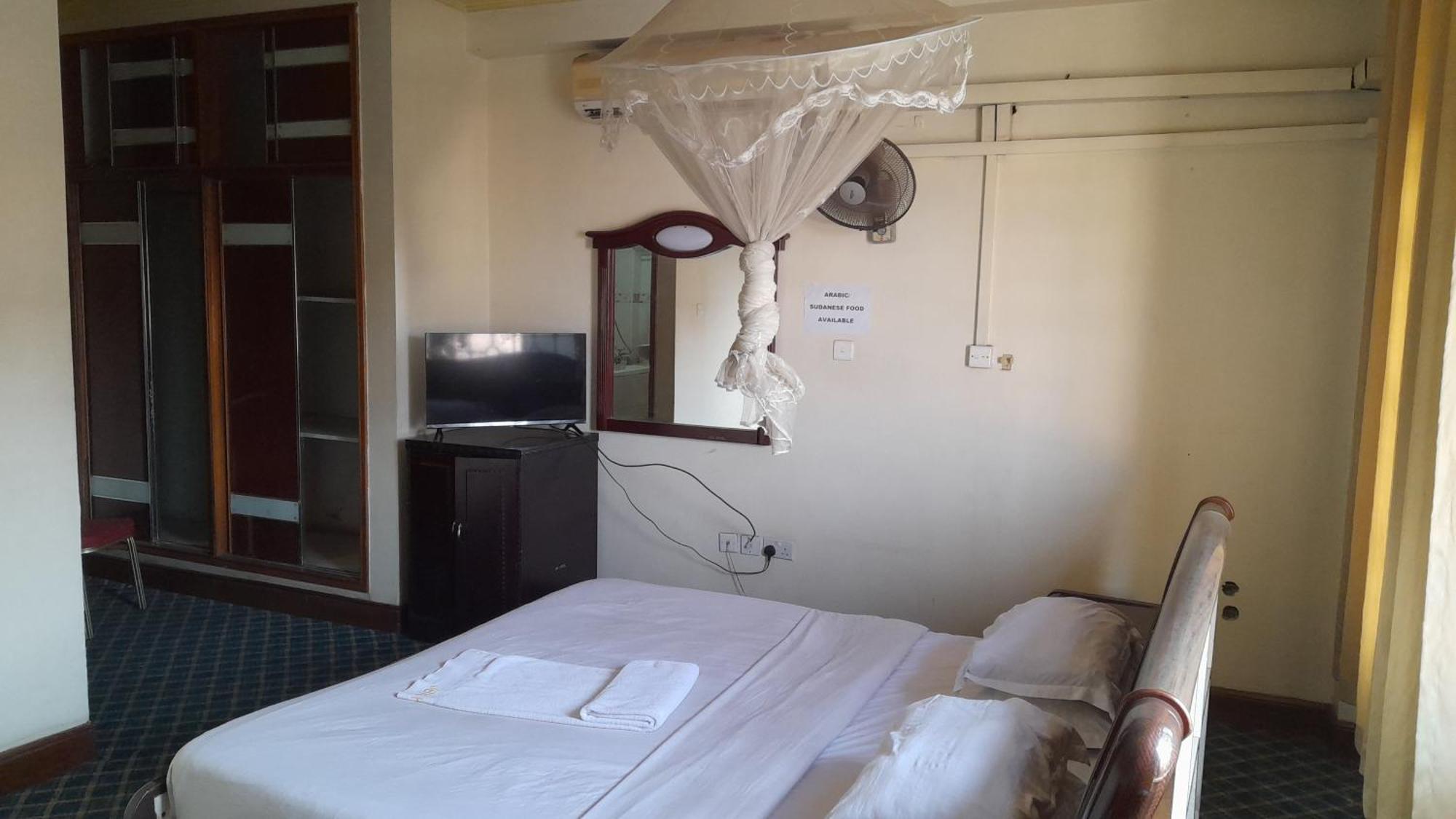 New Jbk Hotel Kampala Ngoại thất bức ảnh