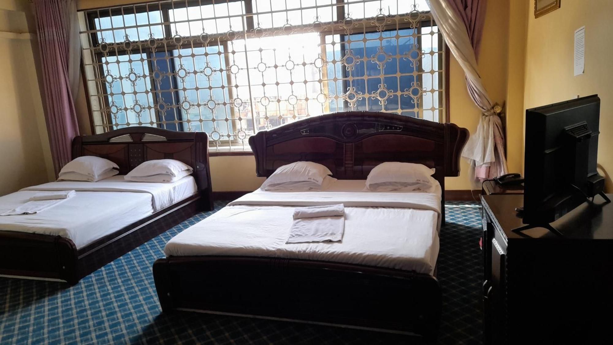 New Jbk Hotel Kampala Ngoại thất bức ảnh