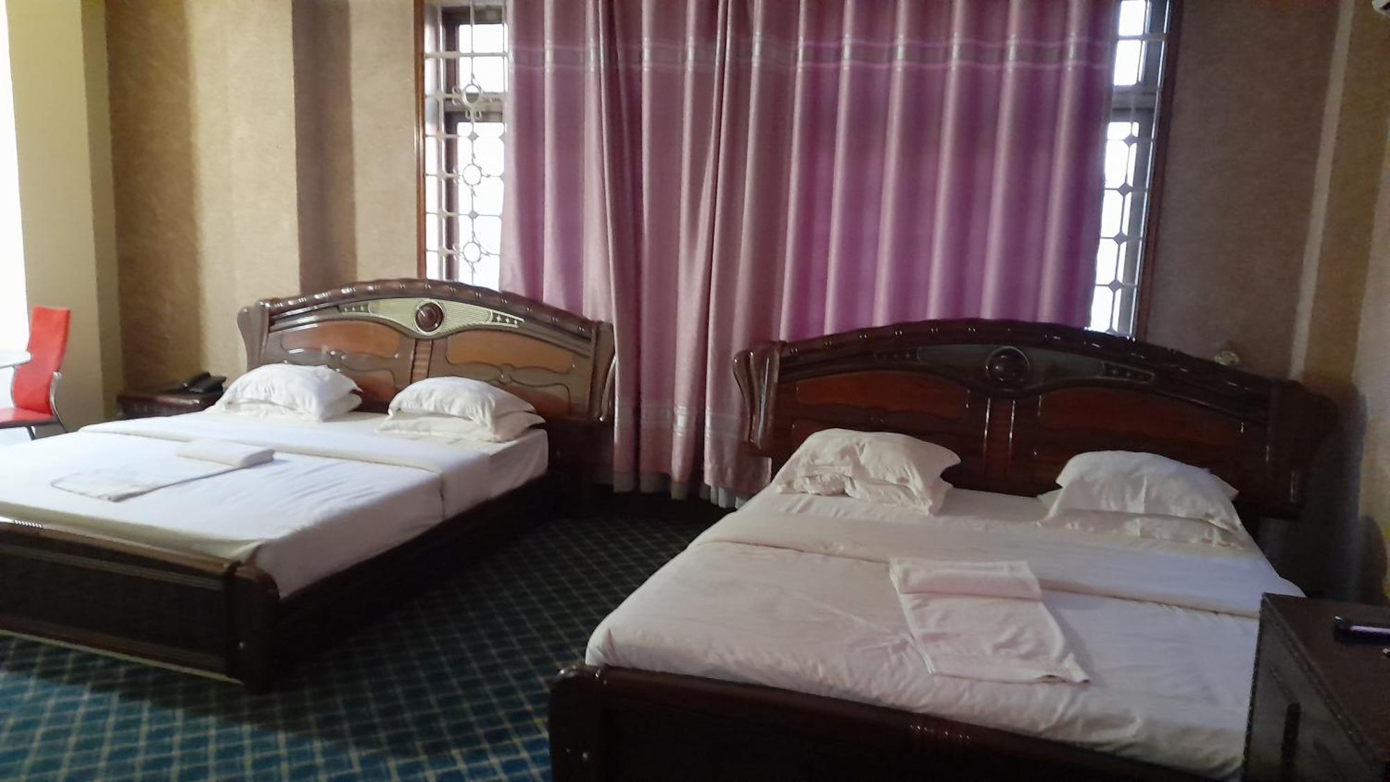 New Jbk Hotel Kampala Ngoại thất bức ảnh