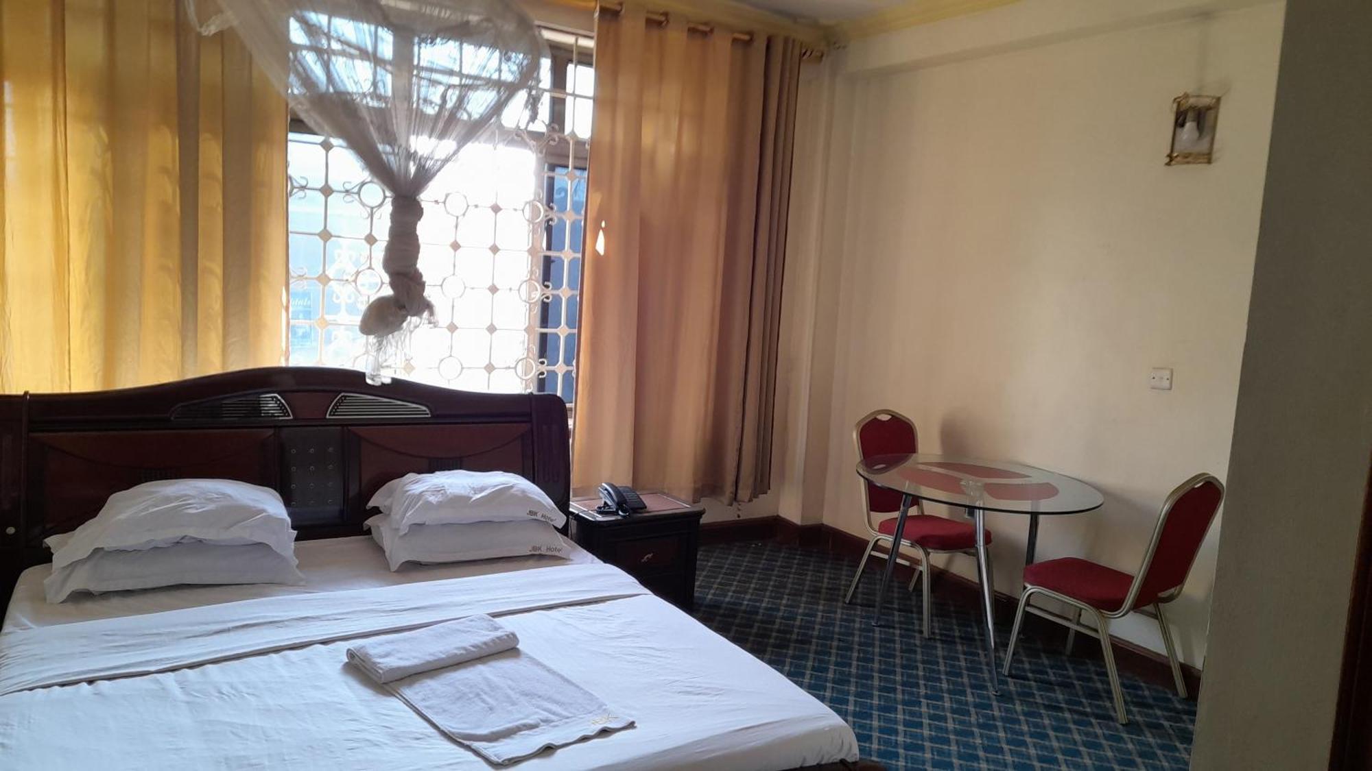 New Jbk Hotel Kampala Ngoại thất bức ảnh